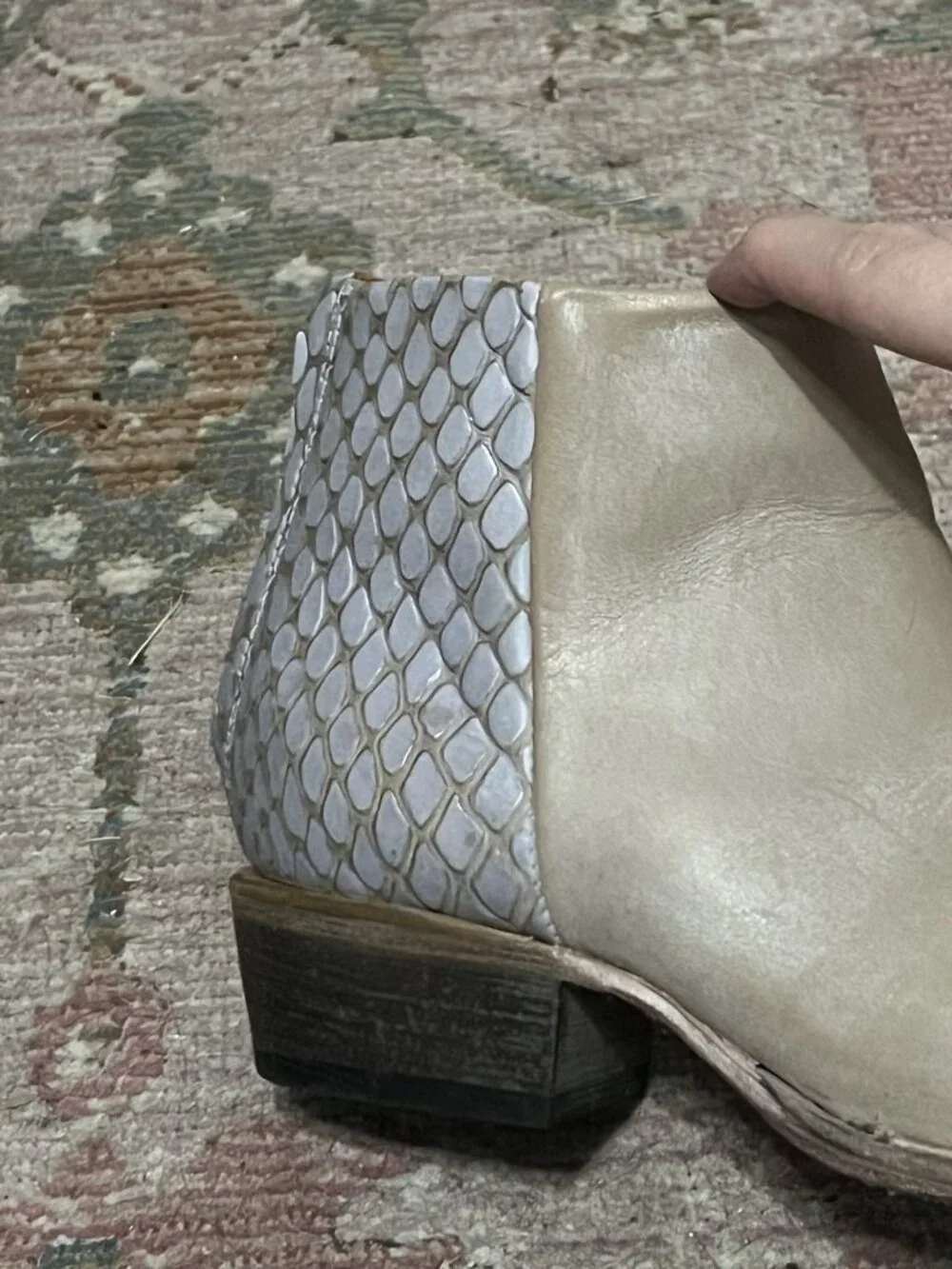 Freebird By Steven Rule Boots Booties Western Boho Cream Silver Croc Size 6